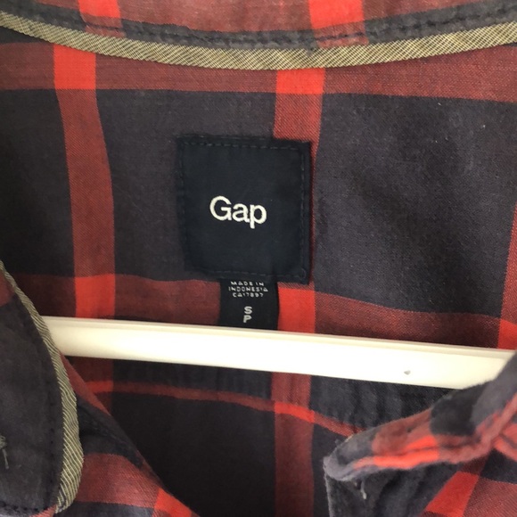 Lot of 3 mens small GAP patterned shirts - Picture 7 of 7